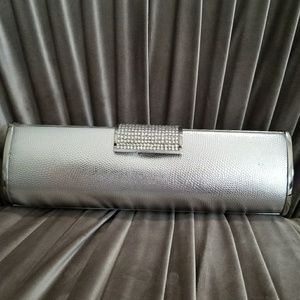 Silver clutch with crystals